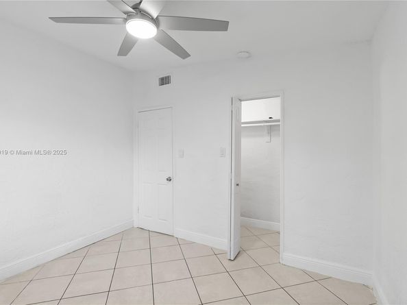 533 NW 20th Ave, Fort Lauderdale FL 33311