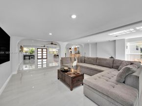 6904 SW 65th Ave, South Miami FL 33143