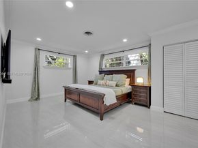 6904 SW 65th Ave, South Miami FL 33143