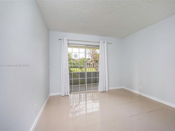 10421 Mahogany Key Cir 105, Miami FL 33196