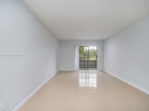 10421 Mahogany Key Cir 105, Miami FL 33196