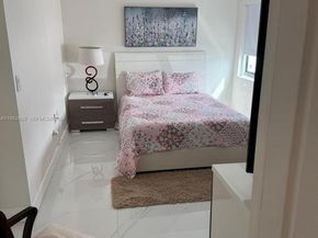 19234 SW 121st Ct, Miami FL 33177