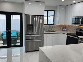 19234 SW 121st Ct, Miami FL 33177