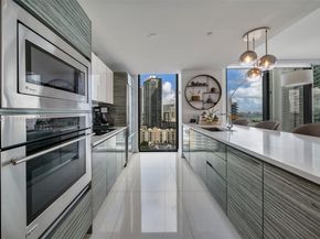 460 NE 28th St 1901, Miami FL 33137