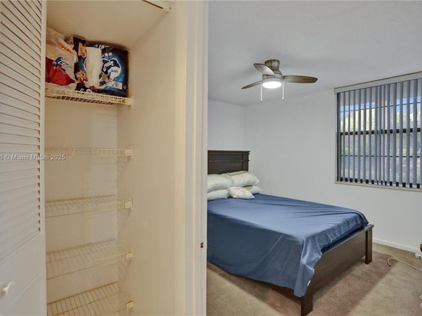 1524 Whitehall Dr 102, Davie FL 33324