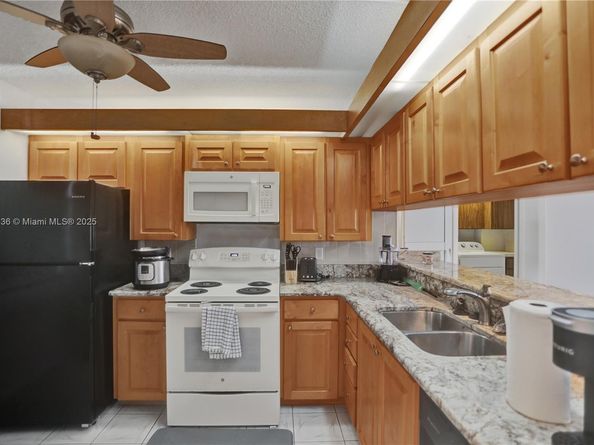 1524 Whitehall Dr 102, Davie FL 33324