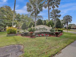 1524 Whitehall Dr 102, Davie FL 33324