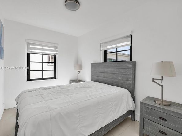 Undisclosed Address #A11901018, Miami Beach FL 33141