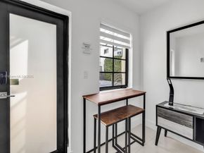 Undisclosed Address #A11901018, Miami Beach FL 33141