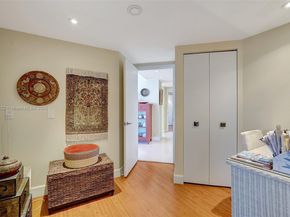 1000 Island Blvd 2004, Aventura FL 33160