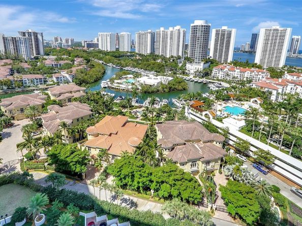 1000 Island Blvd 2004, Aventura FL 33160
