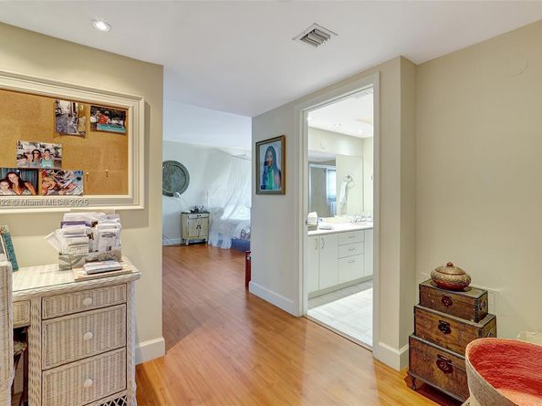 1000 Island Blvd 2004, Aventura FL 33160