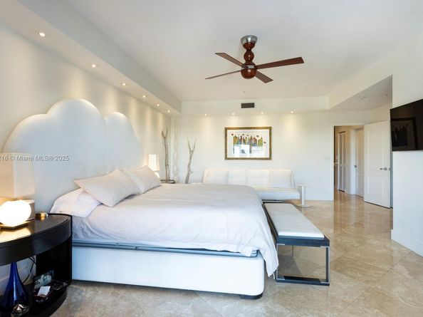 1415 Sunset Harbour 203, Miami Beach FL 33139
