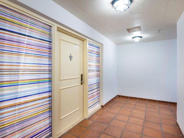 1415 Sunset Harbour 203, Miami Beach FL 33139