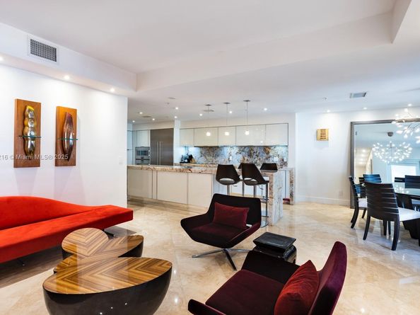 1415 Sunset Harbour 203, Miami Beach FL 33139