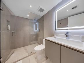 9801 Collins Ave 17R, Bal Harbour FL 33154
