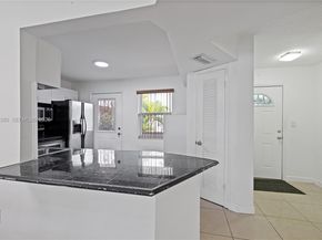 1501 NE 191st St C216, Miami FL 33179