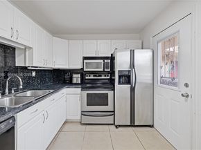 1501 NE 191st St C216, Miami FL 33179