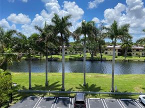 7900 Camino Cir 493, Miami FL 33143