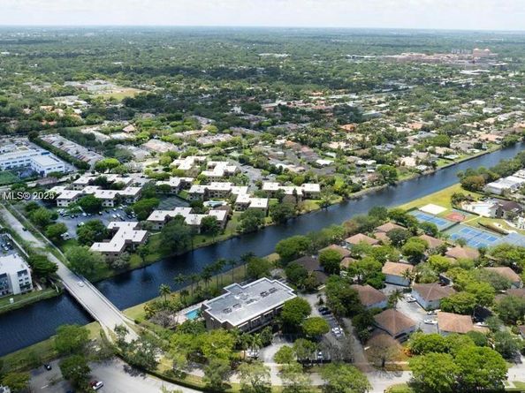7900 Camino Cir 493, Miami FL 33143