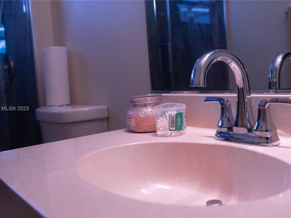 Undisclosed Address #A11859291, Miramar FL 33029