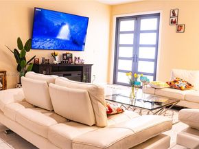 Undisclosed Address #A11859291, Miramar FL 33029