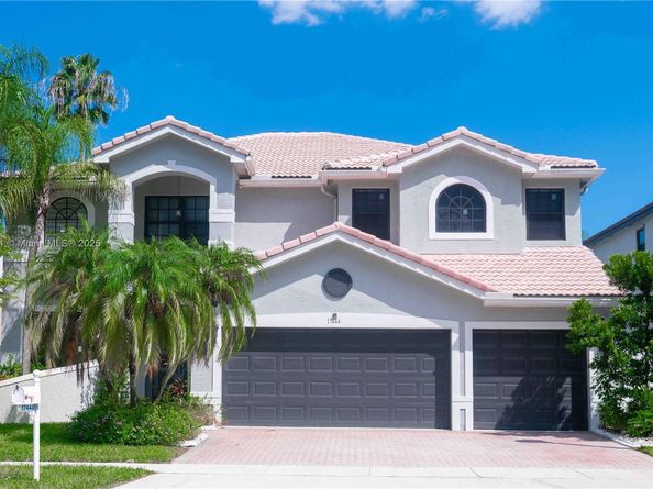 Undisclosed Address #A11859291, Miramar FL 33029
