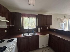 7125 NW 173rd Dr 2401, Hialeah FL 33015