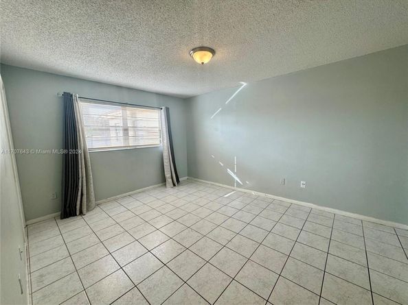 18250 Mediterranean Blvd 815 / 158, Hialeah FL 33015