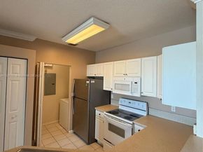 4704 SW 160th Ave 216, Miramar FL 33027