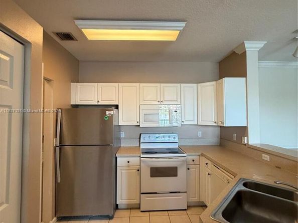 4704 SW 160th Ave 216, Miramar FL 33027