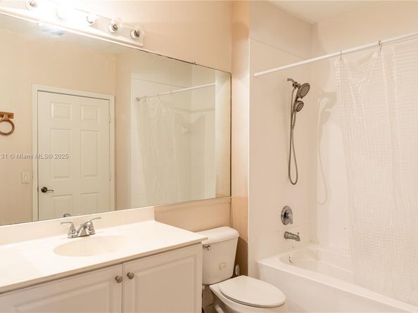 4704 SW 160th Ave 216, Miramar FL 33027