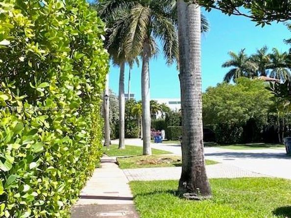 463 W 62nd St, Miami Beach FL 33140