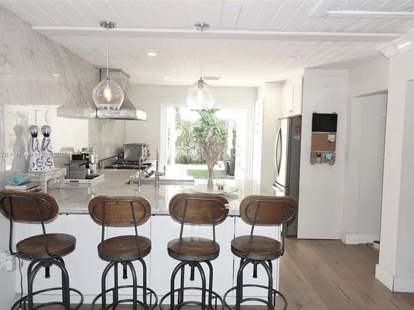 463 W 62nd St, Miami Beach FL 33140