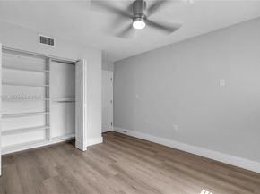 560 NE 63rd St, Miami FL 33138