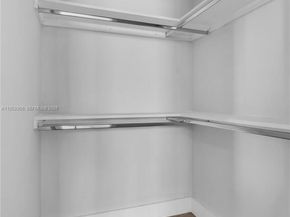 560 NE 63rd St, Miami FL 33138