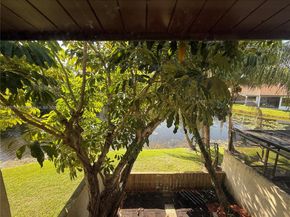 711 E Coco Plum Cir 5, Plantation FL 33324