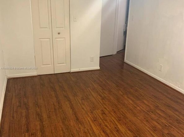 711 E Coco Plum Cir 5, Plantation FL 33324