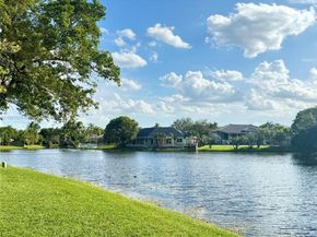 711 E Coco Plum Cir 5, Plantation FL 33324