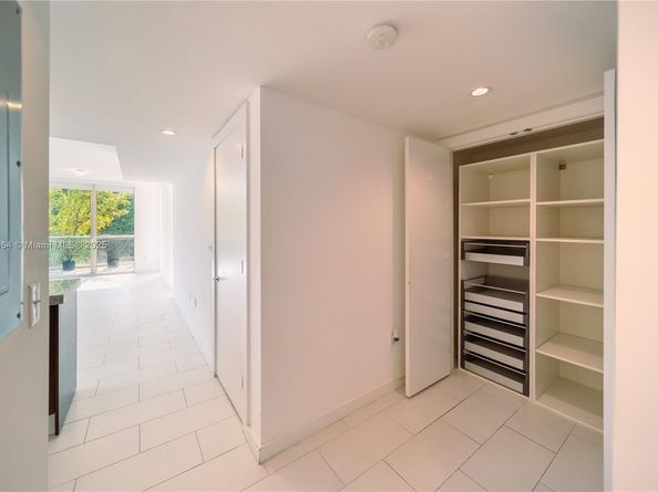 720 NE 62nd St 311, Miami FL 33138