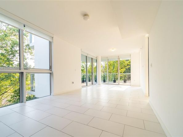 720 NE 62nd St 311, Miami FL 33138