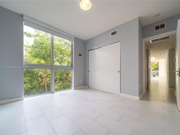 720 NE 62nd St 311, Miami FL 33138