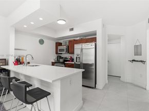 7290 SW 90th St 209, Miami FL 33156