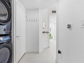 7290 SW 90th St 209, Miami FL 33156