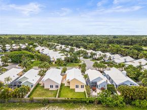 9047 Baybury Ln, West Palm Beach FL 33411