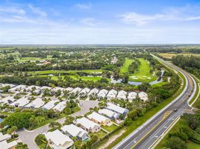 9047 Baybury Ln, West Palm Beach FL 33411