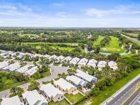 9047 Baybury Ln, West Palm Beach FL 33411