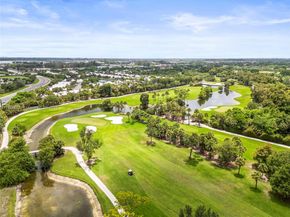 9047 Baybury Ln, West Palm Beach FL 33411
