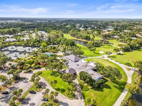 9047 Baybury Ln, West Palm Beach FL 33411
