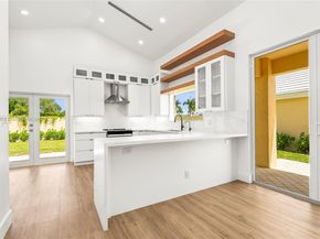9047 Baybury Ln, West Palm Beach FL 33411